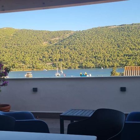 Apartmani Mlinar-One Bedroom Seaview Grebaštica エクステリア 写真