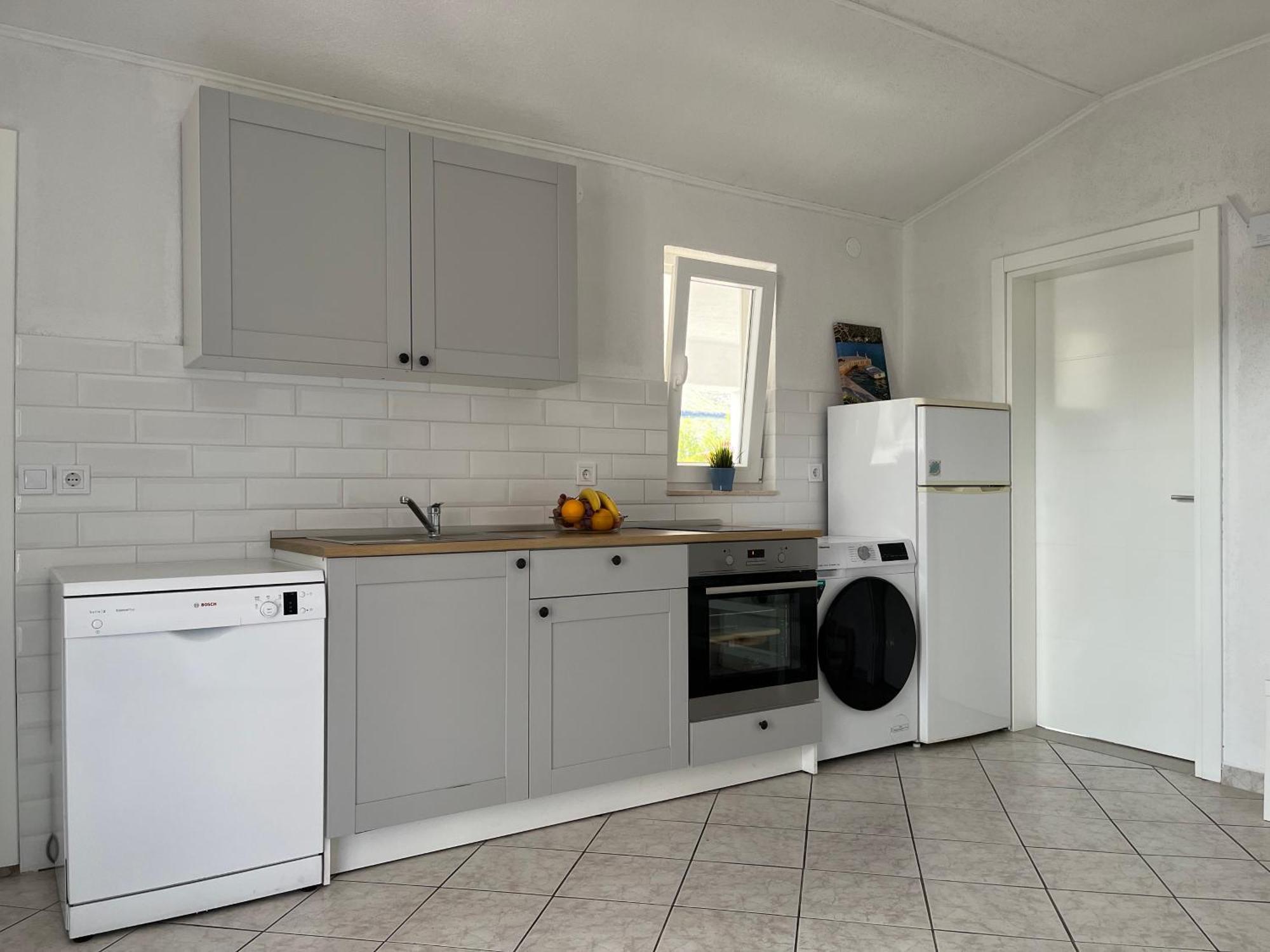 Apartmani Mlinar-One Bedroom Seaview Grebaštica エクステリア 写真