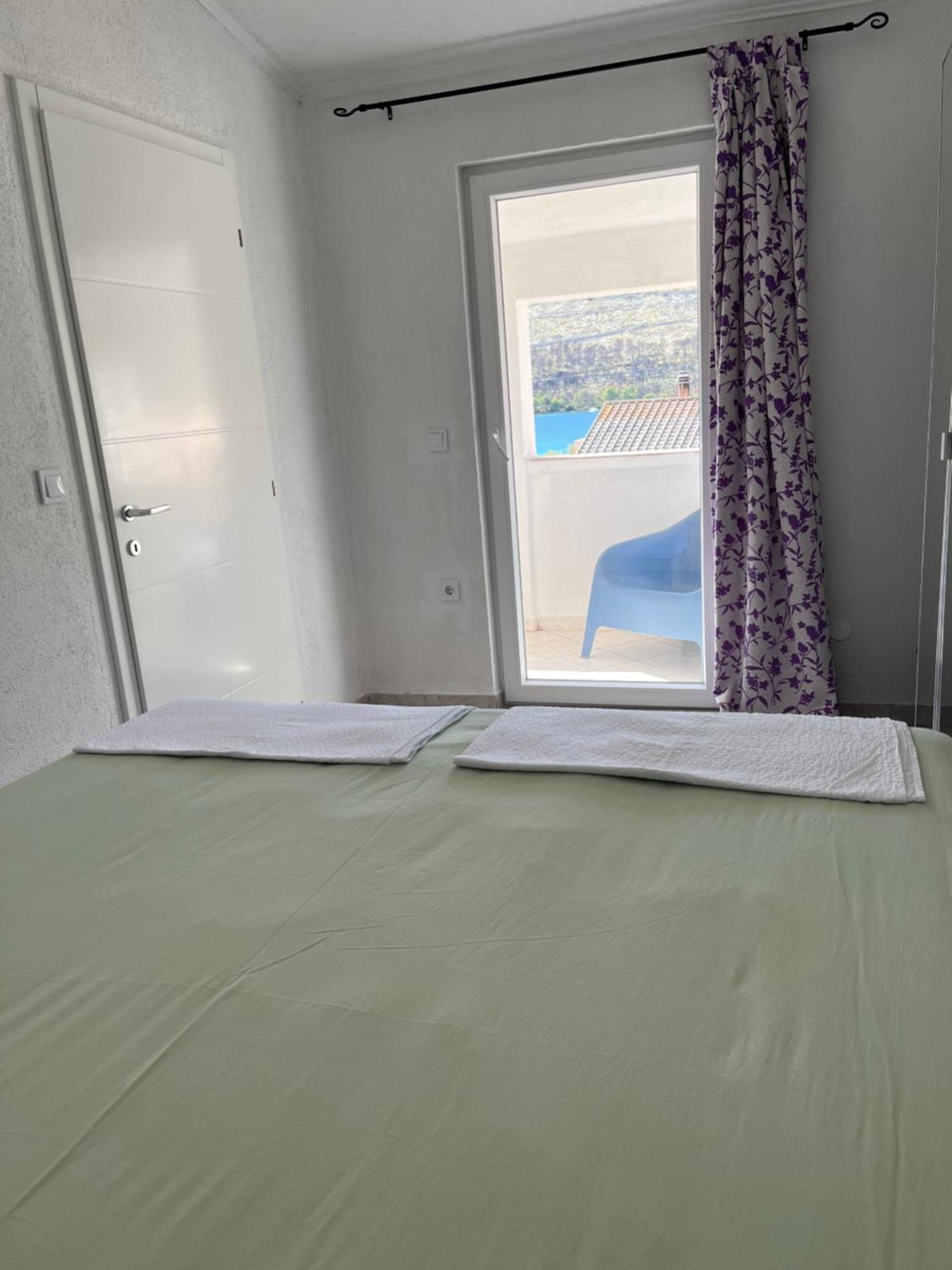 Apartmani Mlinar-One Bedroom Seaview Grebaštica エクステリア 写真